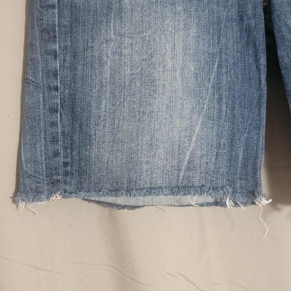 Mossimo π« Shorts π« Boyfriend π« Denim π« Distressed π«  Excellent Condition - Picture 7 of 10
